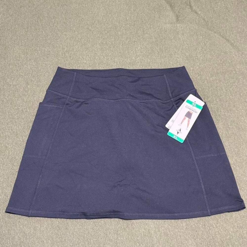 Navy blue tennis skirt‎